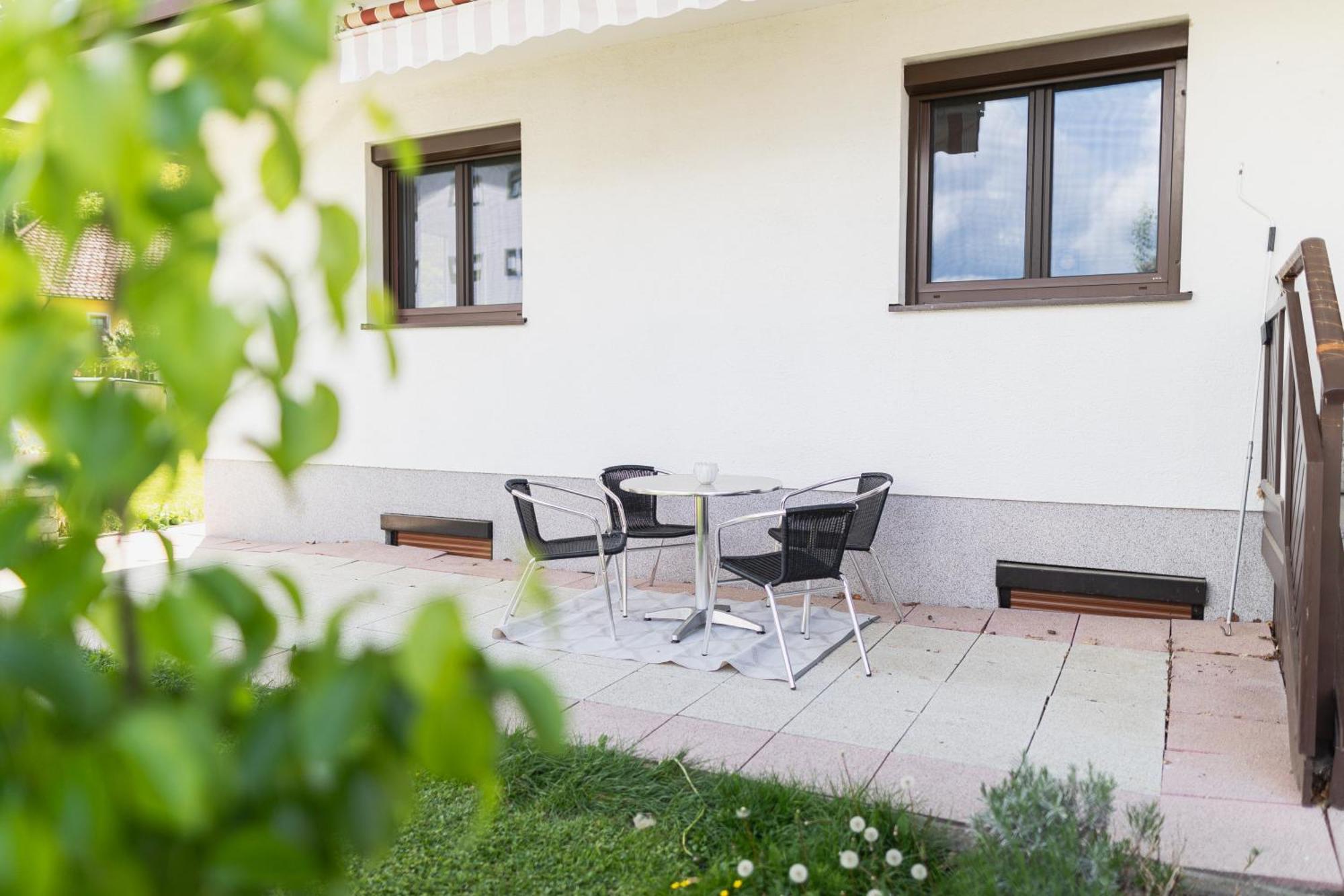 Familytime Am Traunsee Altmuenster Exterior photo
